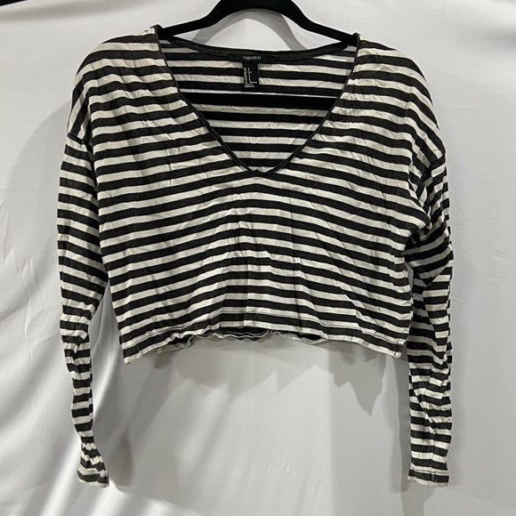 Cropped, striped long sleeve top - Picture 1 of 4